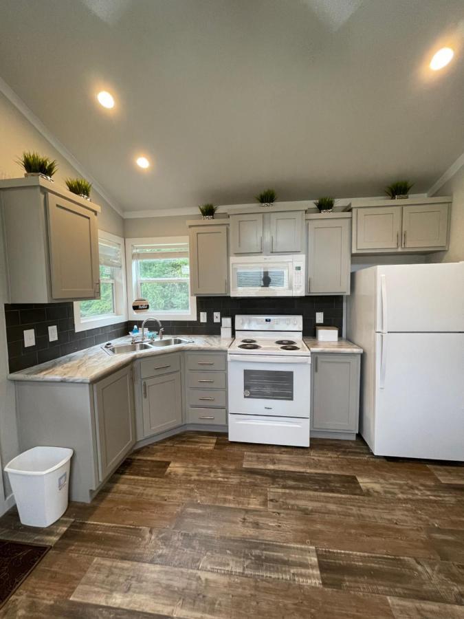Charming Tiny Home! Close To Oxford, Sardis Lake, Safari Animal Zoo Exteriör bild